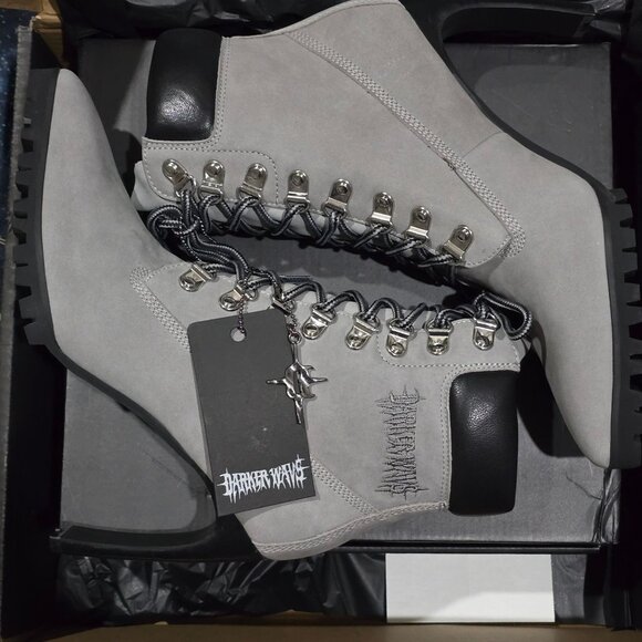 Darker Wavs ✦ Grey Suede Heeled Lace-Up Boots ✦ Charcoal Accents 4" Heel 8 NWT - Picture 11 of 16